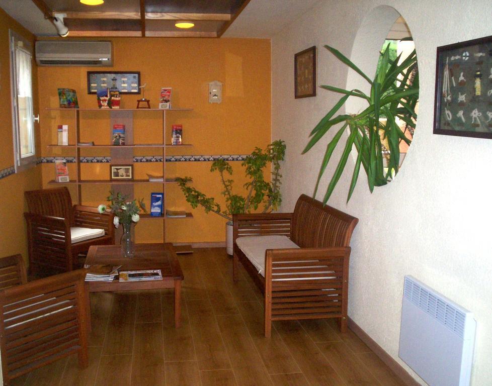 Stars Antibes Hotell Biot Eksteriør bilde